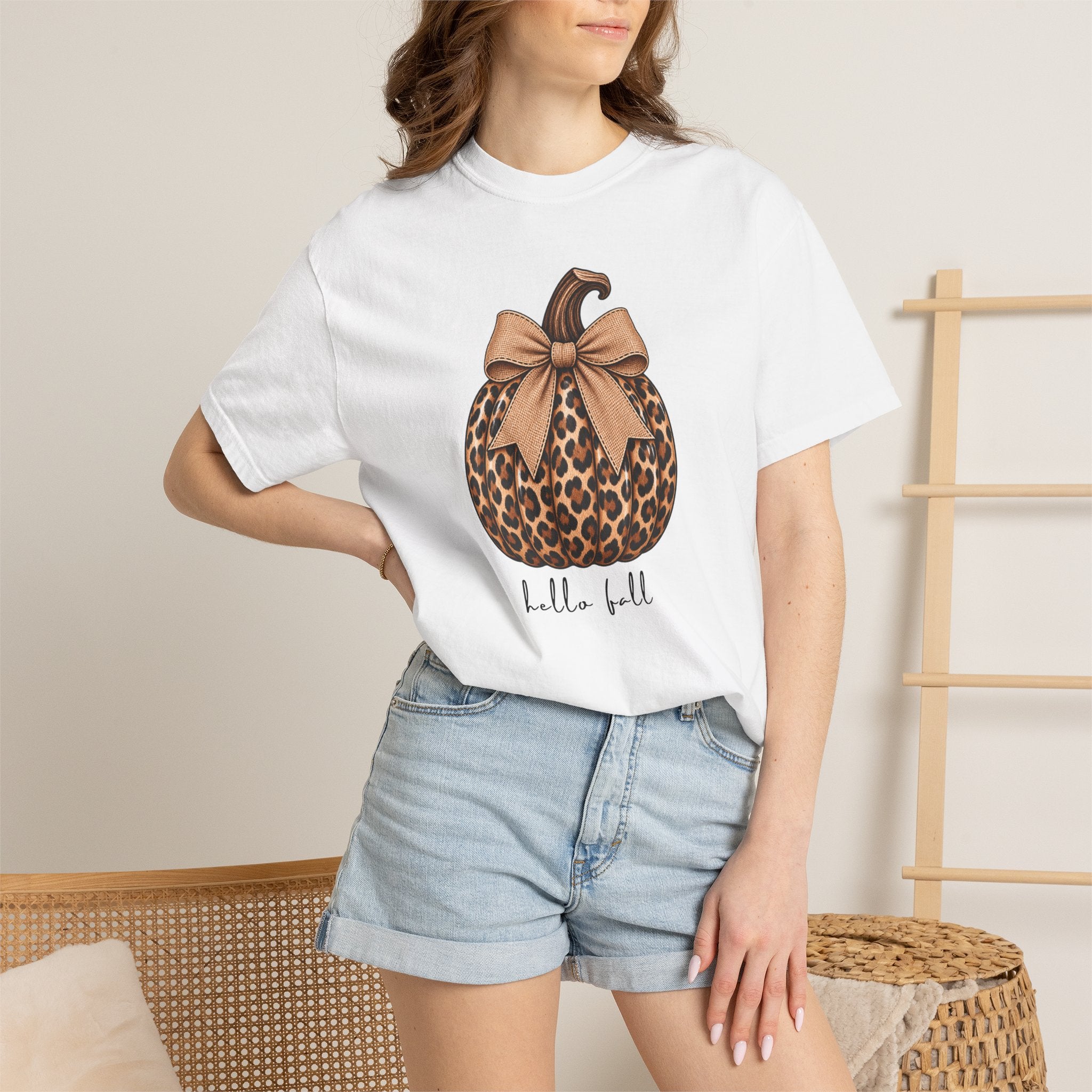 Hello Fall, cheetah pumpkin t-shirt