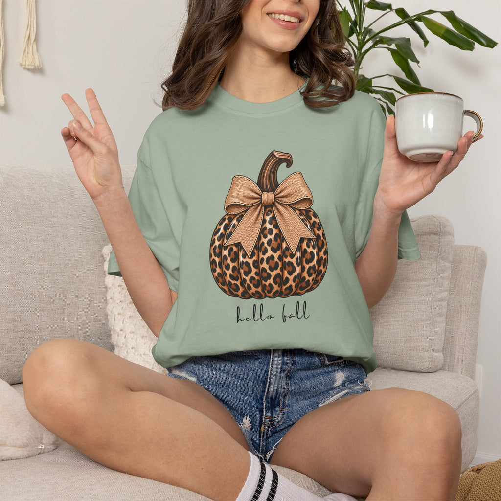 Hello Fall, cheetah pumpkin t-shirt